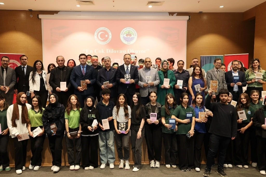 Dilovası’nda kitap okuma kültürü yaygınlaşıyor
