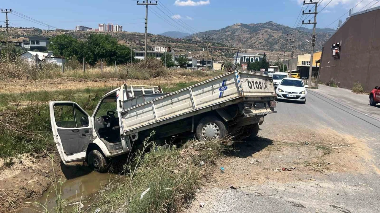Direksiyon hakimiyetini kaybedince kanala u&ccedil;tu
