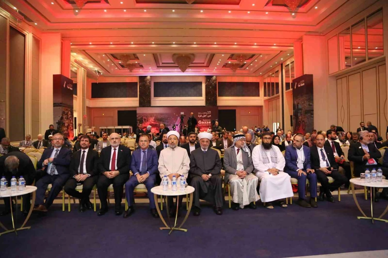 Diyanet İşleri Başkanı Arpaguş: &quot;Bu zulme karşı sessiz kalmak gelecek nesillerin vicdanında kapanmaz yaralar açacaktır&quot;
