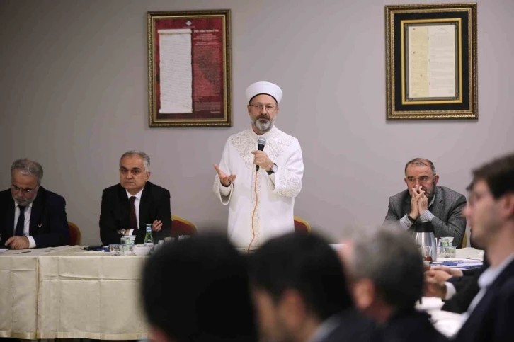 Diyanet İşleri Başkanı Erbaş: &quot;Filistinliler özgürlüğün ne olduğunu bütün dünyaya canlarıyla tanıttı”
