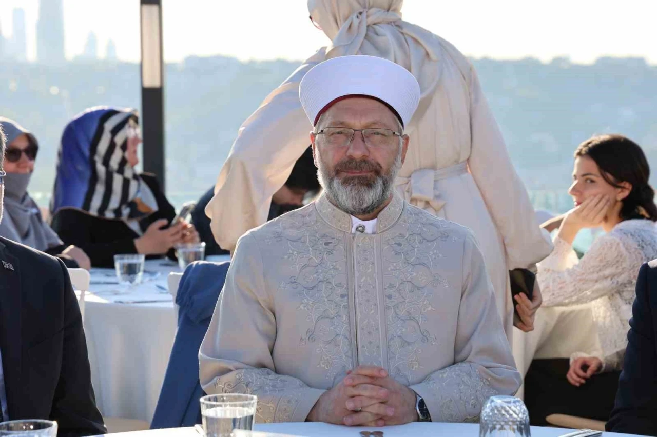 Diyanet İşleri Başkanı Erbaş: &quot;İnsanın değeri, peşinden gittiği şeyle ölçülür&quot;
