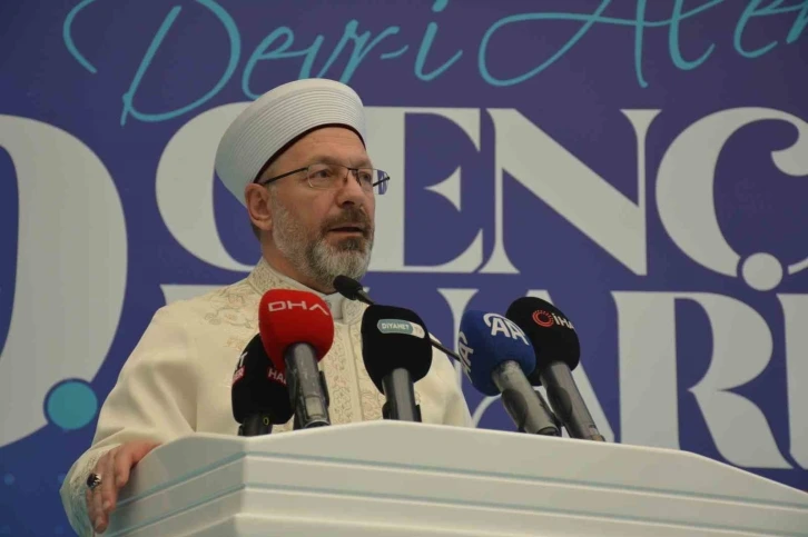 Diyanet İşleri Başkanı Erbaş: “Yeni medya mecralarında algı çoğu zaman gerçeğin önüne geçebilmekte”
