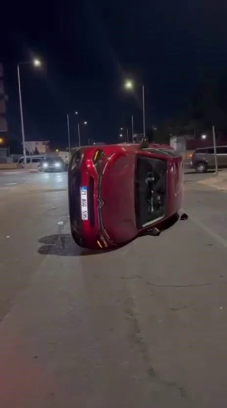Diyarbakır’da araç takla attı: 1 yaralı
