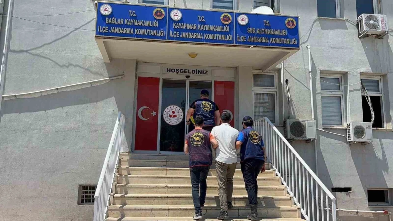 Diyarbakır&rsquo;da aranan 137 şahıs yakalandı
