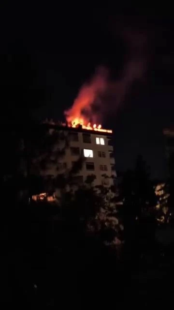 Diyarbakır&rsquo;da korkutan yangın
