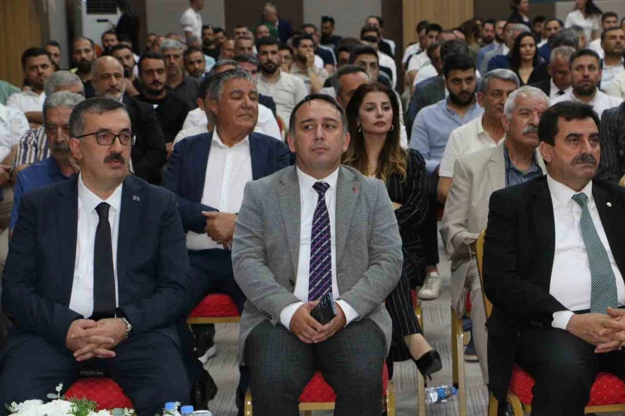 Diyarbakır’da &quot;SANTEK Zirvesi Sanayici İstişare Toplantısı&quot; düzenlendi
