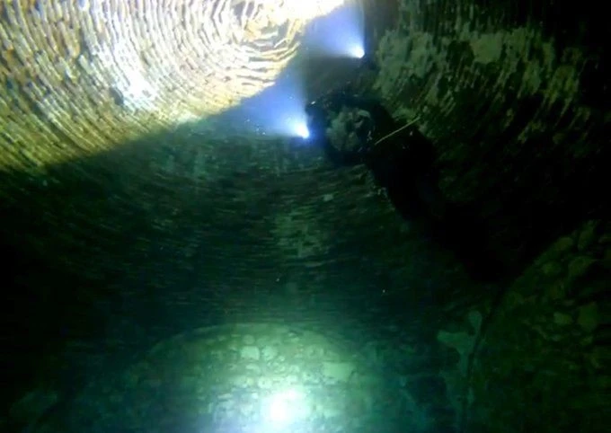 Diyarbakır&rsquo;da sualtındaki Tekye Medresesi g&ouml;r&uuml;nt&uuml;lendi
