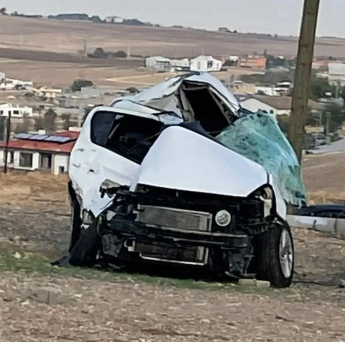 Diyarbakır’da tırın çarptığı otomobilin sürücüsü hayatını kaybetti