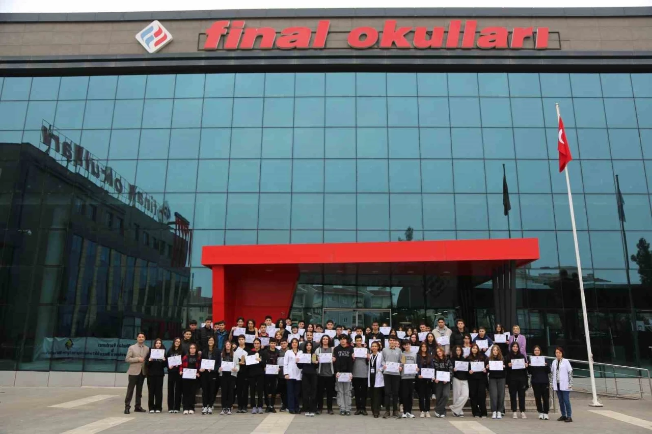 Diyarbakır’ın altın çocukları Final Okullarından dünya sahnesine yürüyor
