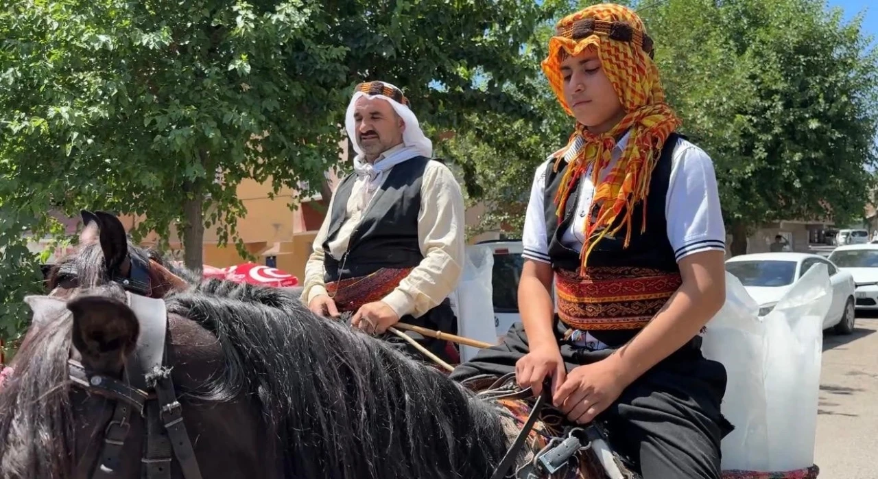 Diyarbakır sıcağında 46 yıldır m&uuml;şterilerini serinletiyor
