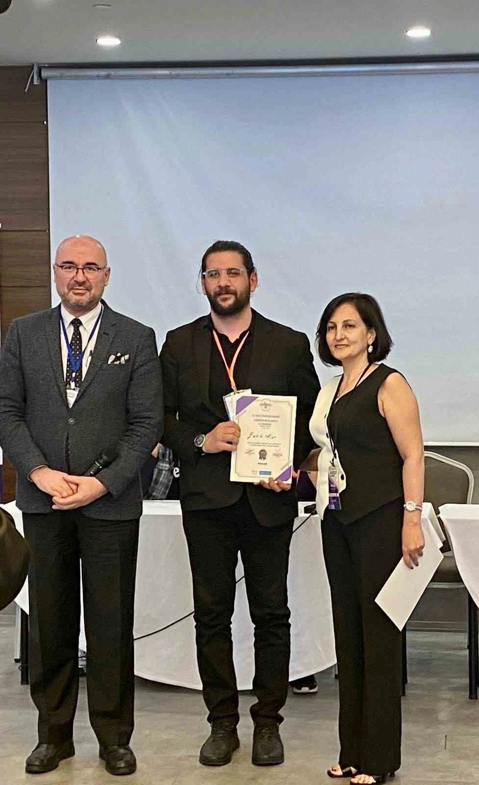 Doç. Dr. Fatih Kar’a &quot;Genç Kanser Araştırmacı Ödülü&quot;
