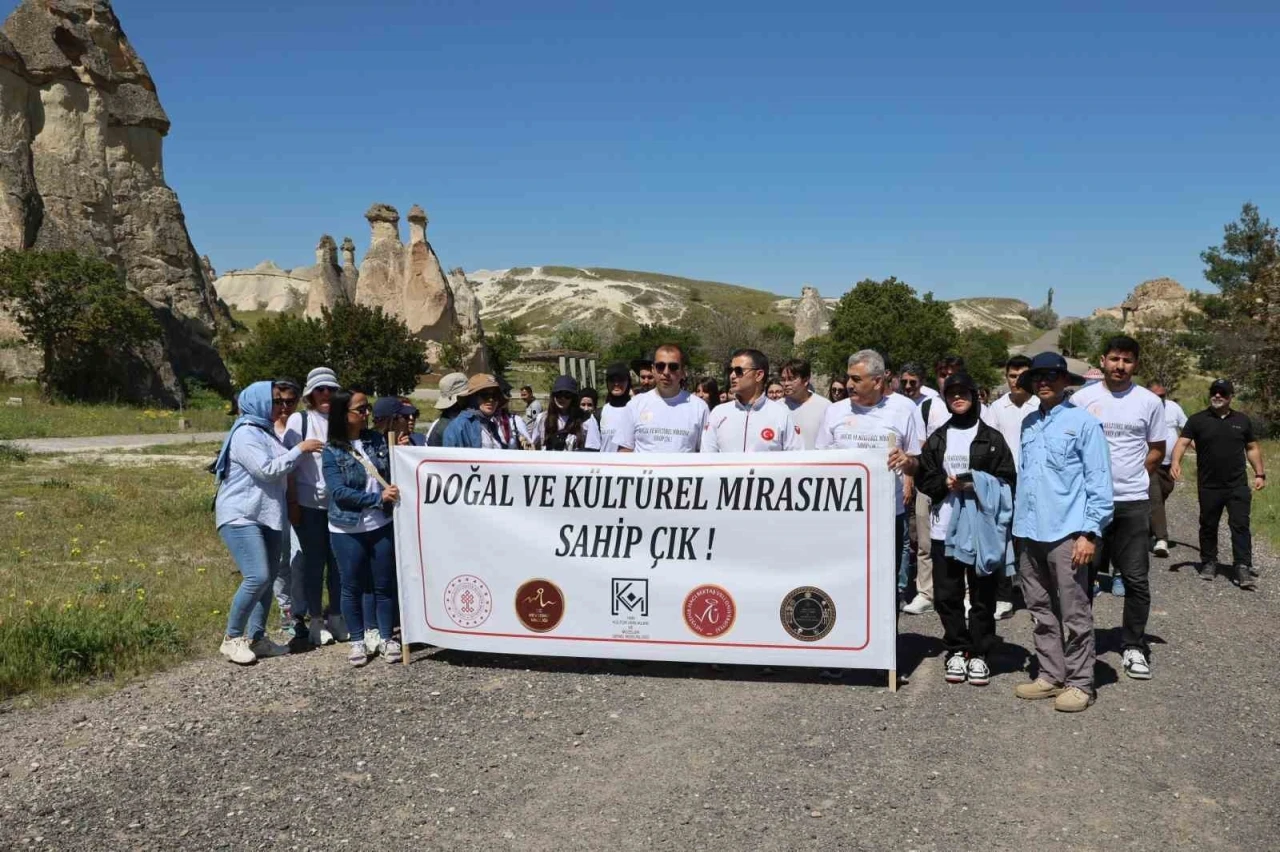 Doğal ve kültürel mirasına sahip’ sloganıyla 5 kilometre yürüdüler
