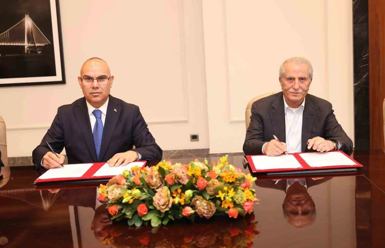 Doğubayazıt’a Turizm Meslek Lisesi ve Uygulama Oteli protokolü imzalandı
