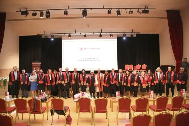 Doğuş &Uuml;niversitesi&rsquo;nden &ouml;nemli akademik unvan ve &ouml;d&uuml;ller
