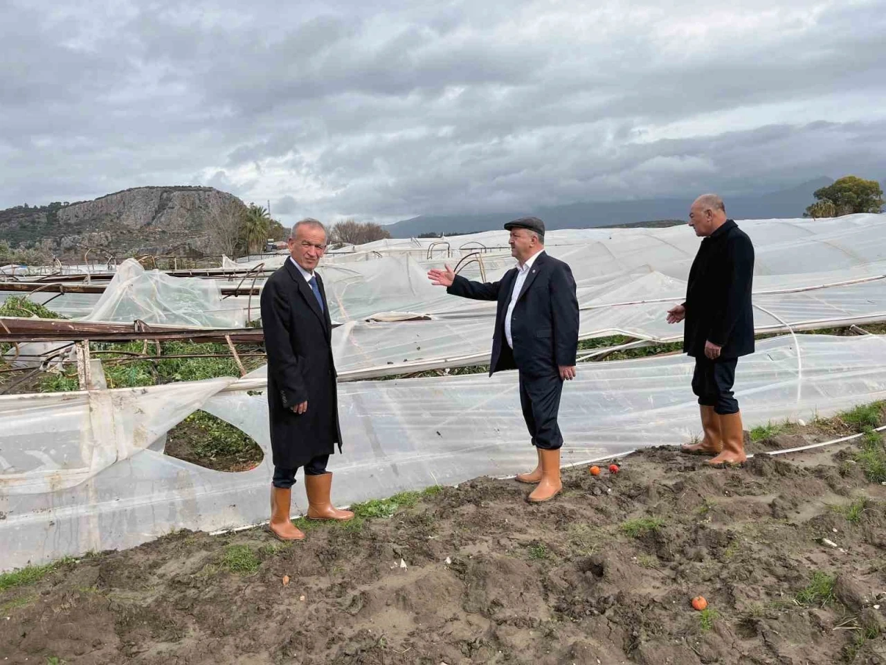 Dolu ve hortumun vurduğu Seydikemer&rsquo;de oda başkanlarından destek &ccedil;ağrısı
