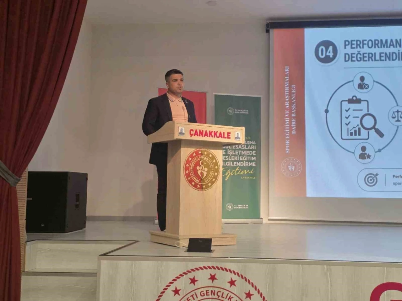 D&ouml;nmez, spordaki başarıyı anlattı
