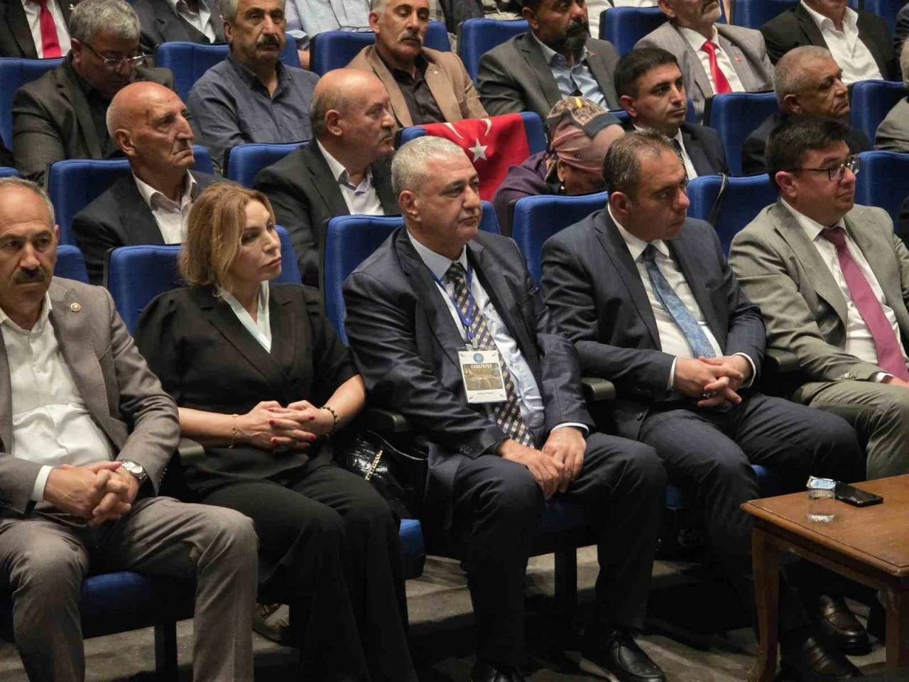 D&ouml;rt &uuml;lkeden Karapapak T&uuml;rkleri Kars&rsquo;ta buluştu
