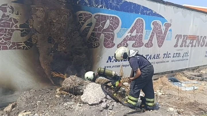 D&ouml;rtyol&rsquo;da iş yerinde &ccedil;ıkan yangın kontrol altına alındı
