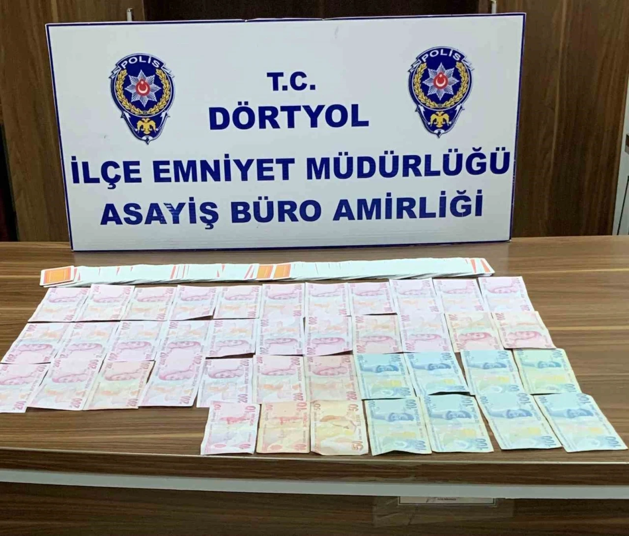 D&ouml;rtyol&rsquo;da kumar operasyonu: 6 kişiye para cezası
