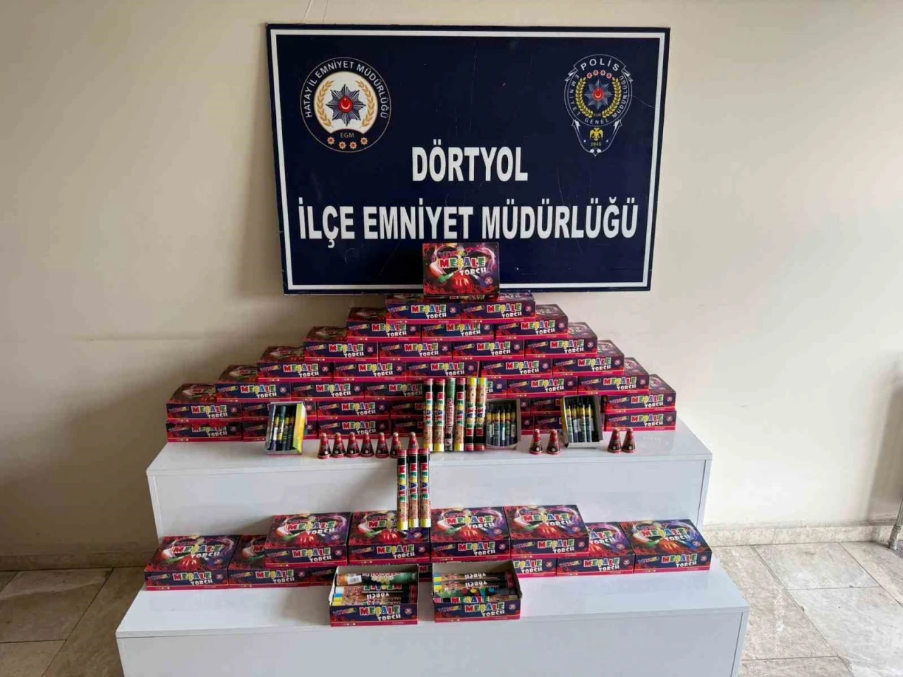 D&ouml;rtyol&rsquo;da; maytap, havai fişek, meşale satışı yapanlar denetlendi
