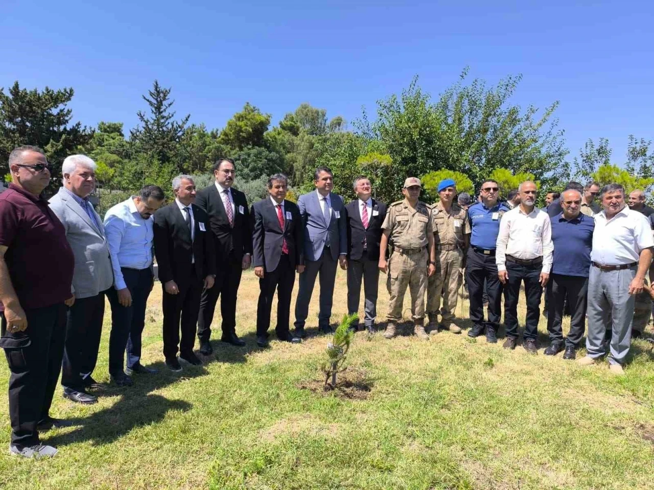 D&ouml;rtyol&rsquo;da şehit polisler anıldı
