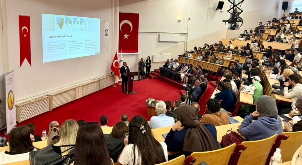 DPÜ’de Akademik yılın ilk dersi: &quot;Filistin Türkiye’nin Neyi Olur?&quot;
