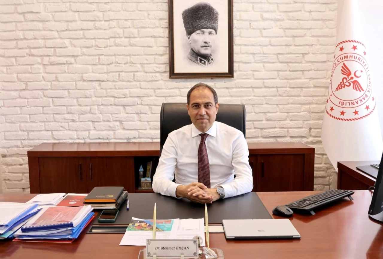 Dr. Erşan’dan akciğer kanseri uyarısı; "Sigara sadece içeni değil, çevresindekileri de zehirler"