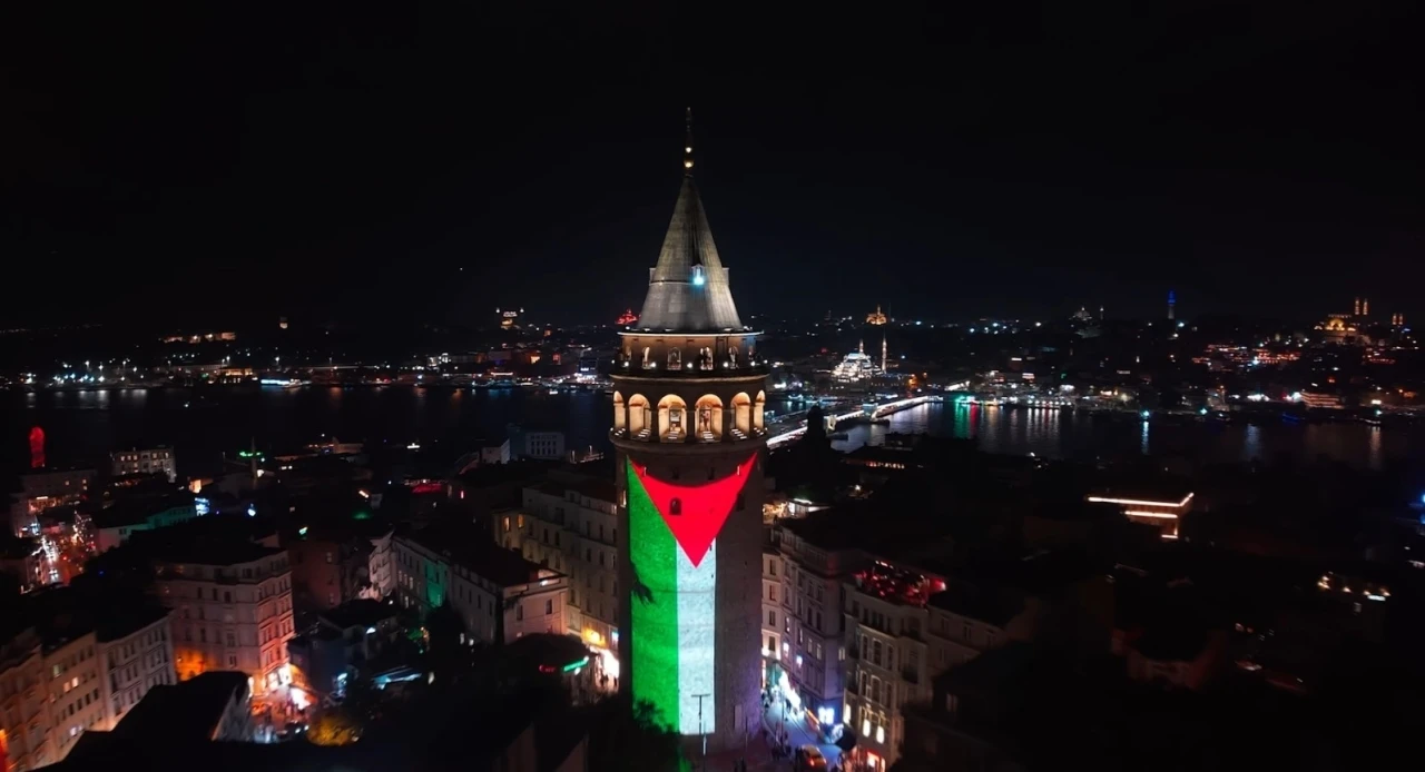 Dron pilotundan Filistin’e destek videosu
