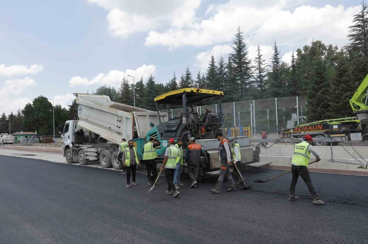 DSİ - Yeni Sanayi Katlı Kavşağı&rsquo;nda sona yaklaşıldı
