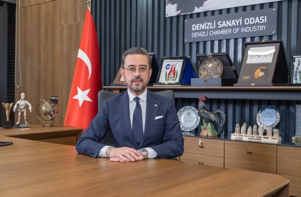 DSO Başkanı Kasapoğlu; &quot;Emeğin ve dayanışmanın gücüne inanarak, hep birlikte daha müreffeh bir geleceğe yürümeye kararlıyız&quot;
