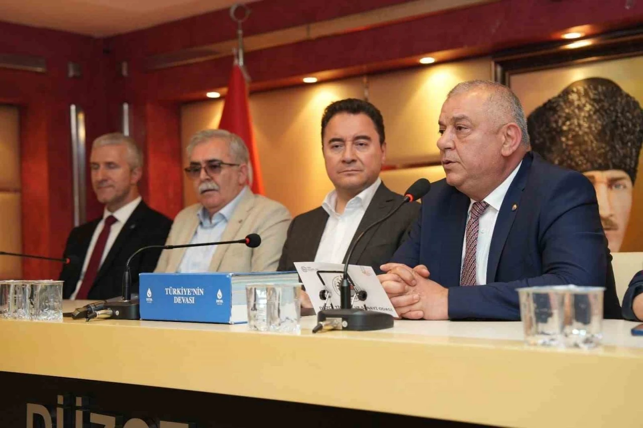 DTSO, Babacan’ı ağırladı

