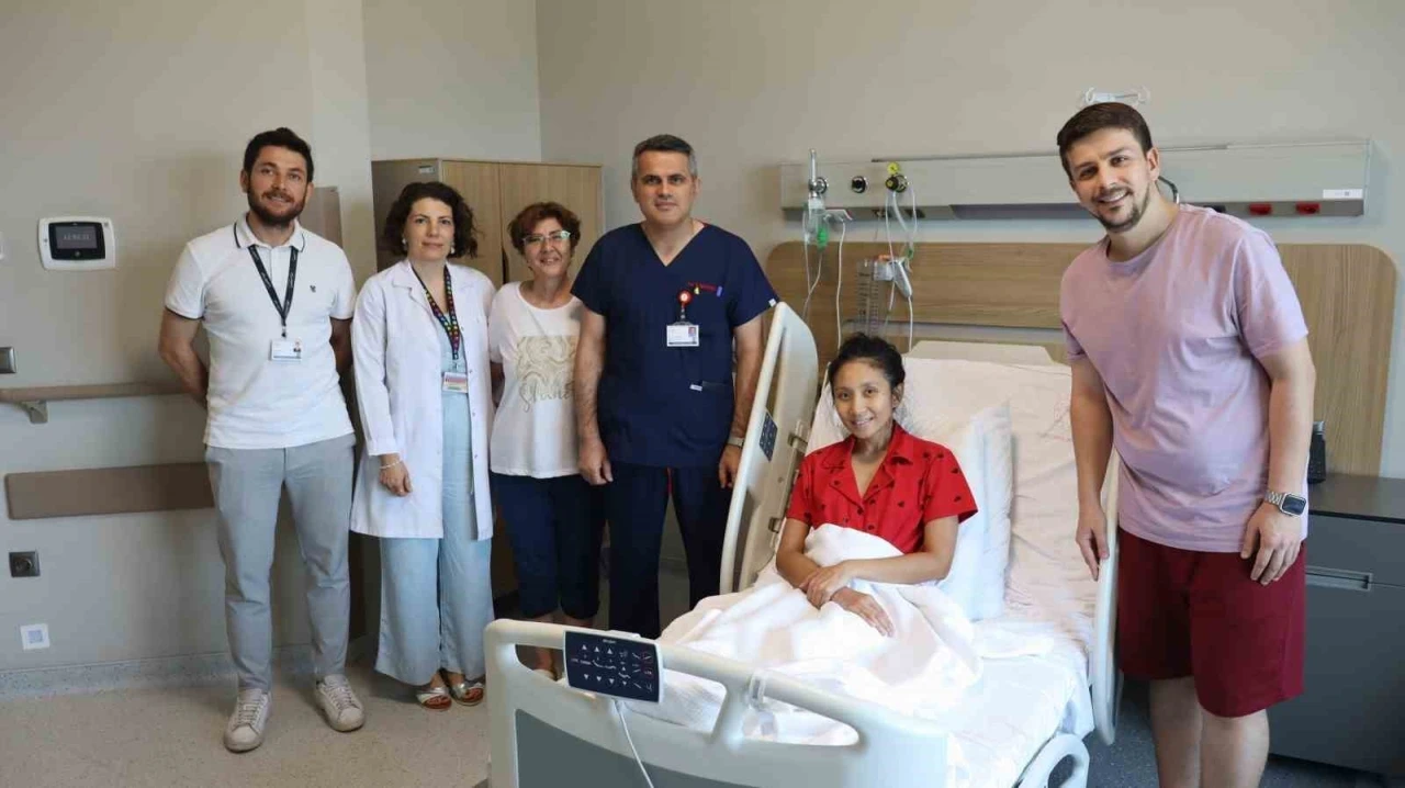 Dubai’den gelen hasta kritik ameliyatla sağlığına kavuştu
