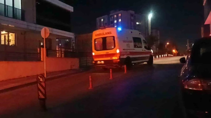 D&uuml;ğ&uuml;nde maganda dehşeti: Oynarken kalbinden vuruldu
