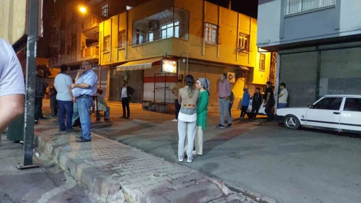 D&uuml;ğ&uuml;ne elektrik verme kavgası kanlı bitti: 1 &ouml;l&uuml;
