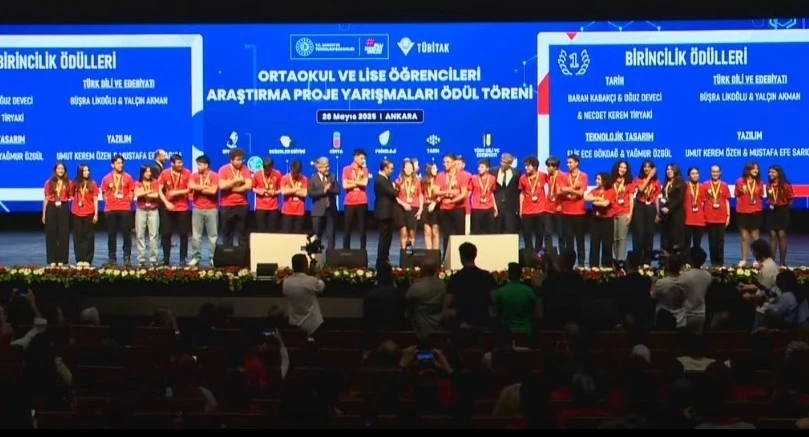 Dumlupınar BİLSEM’den TÜBİTAK’ta 3 Türkiye birinciliği
