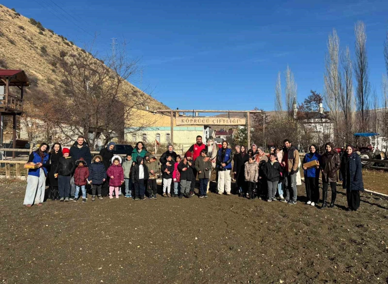 Dünya Engelliler Günü’nde Bayburt’ta öğrenciler için binicilik etkinliği düzenlendi
