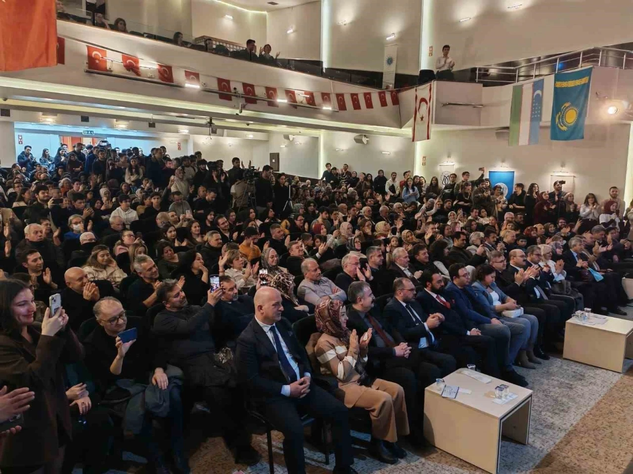 &rsquo;D&uuml;nya T&uuml;rk Dili Ailesi G&uuml;n&uuml;&rsquo; Eskişehir&rsquo;de coşkuyla kutlandı
