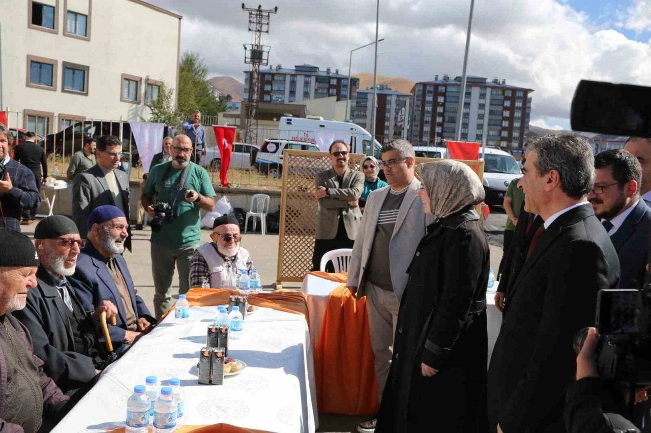 Dünya Yaşlılar Günü’nde &quot;Yaşam Bahçesi&quot; etkinliği
