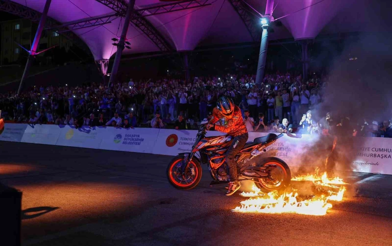 Dünyanın pedalı Sakarya’da döndü: Şampiyona festivale dönüştü
