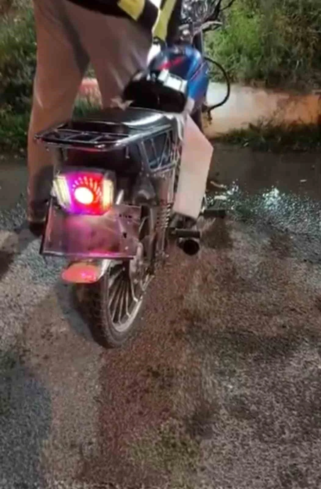 &rsquo;Dur&rsquo; ihtarına uymayan motosikletliye 70 bin lira ceza kesildi
