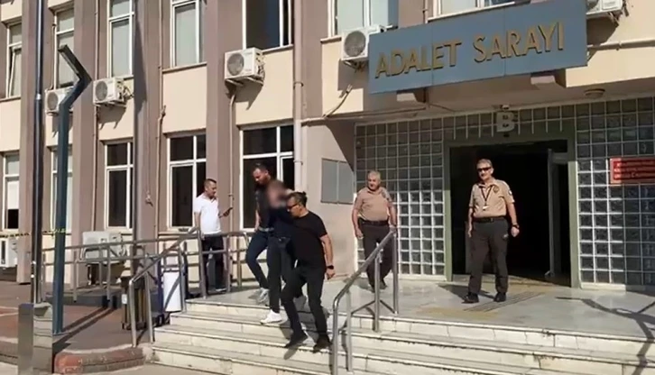 &rsquo;Dur&rsquo; ihtarına uymayan otomobilden uyuşturucu &ccedil;ıktı: 1 kişi tutuklandı
