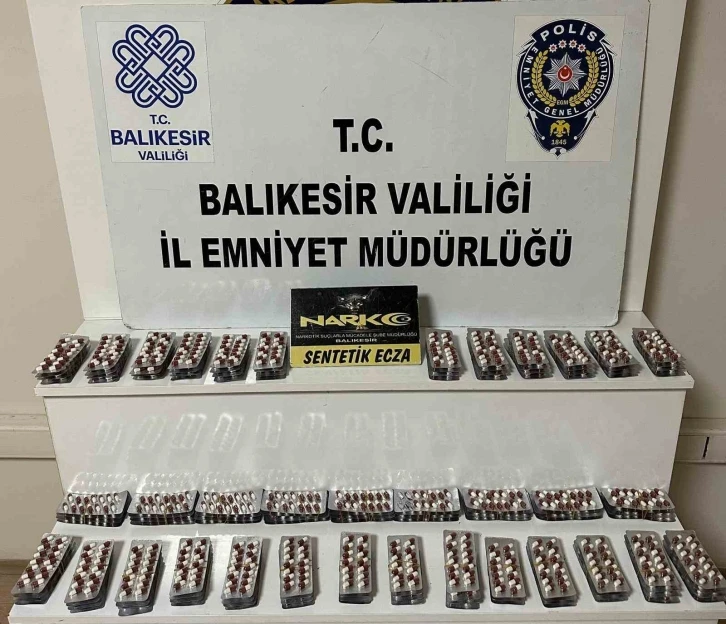 Durdurulan aracın şoförü uyuşturucu ticaretinden tutuklandı
