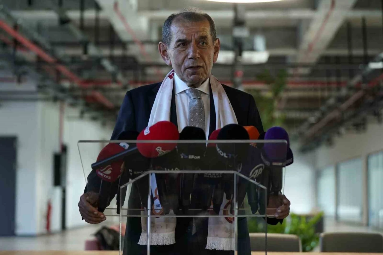 Dursun Özbek: &quot;Muslera ile 1 sezon daha kalması için konuştum&quot;
