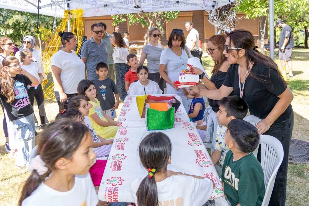 Düştepe Oyun Müzesi 10. yaşını renkli etkinliklerle kutladı
