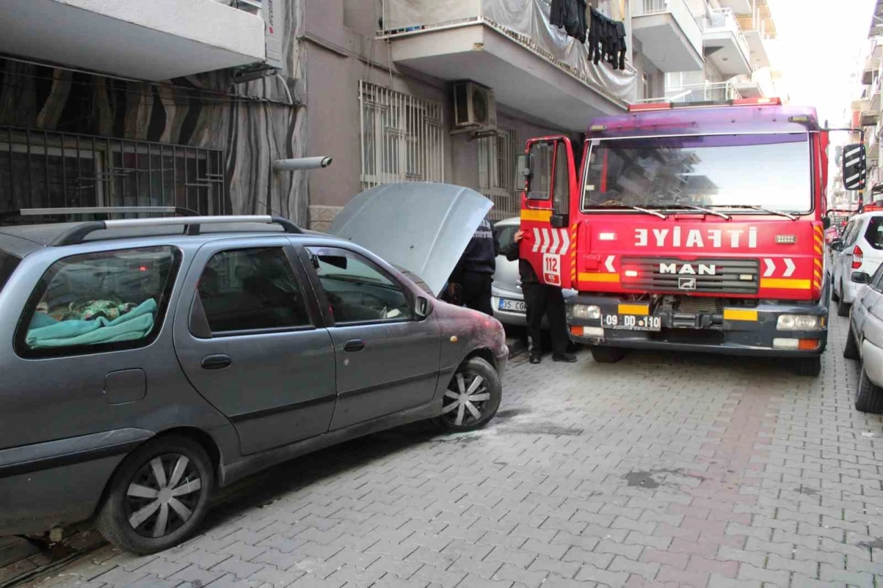 Duyarlı esnaf otomobili yanmaktan kurtardı
