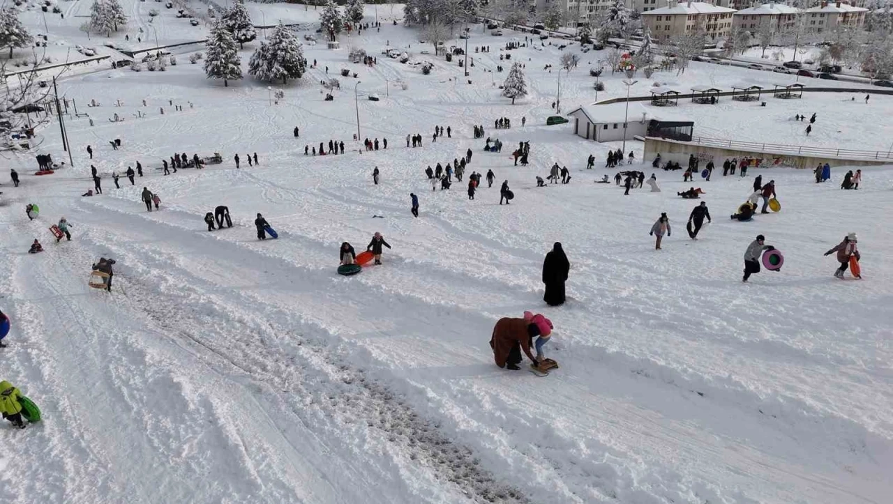 D&uuml;zce Bah&ccedil;eşehir B&ouml;lgesi, Uludağ&rsquo;ı aratmadı
