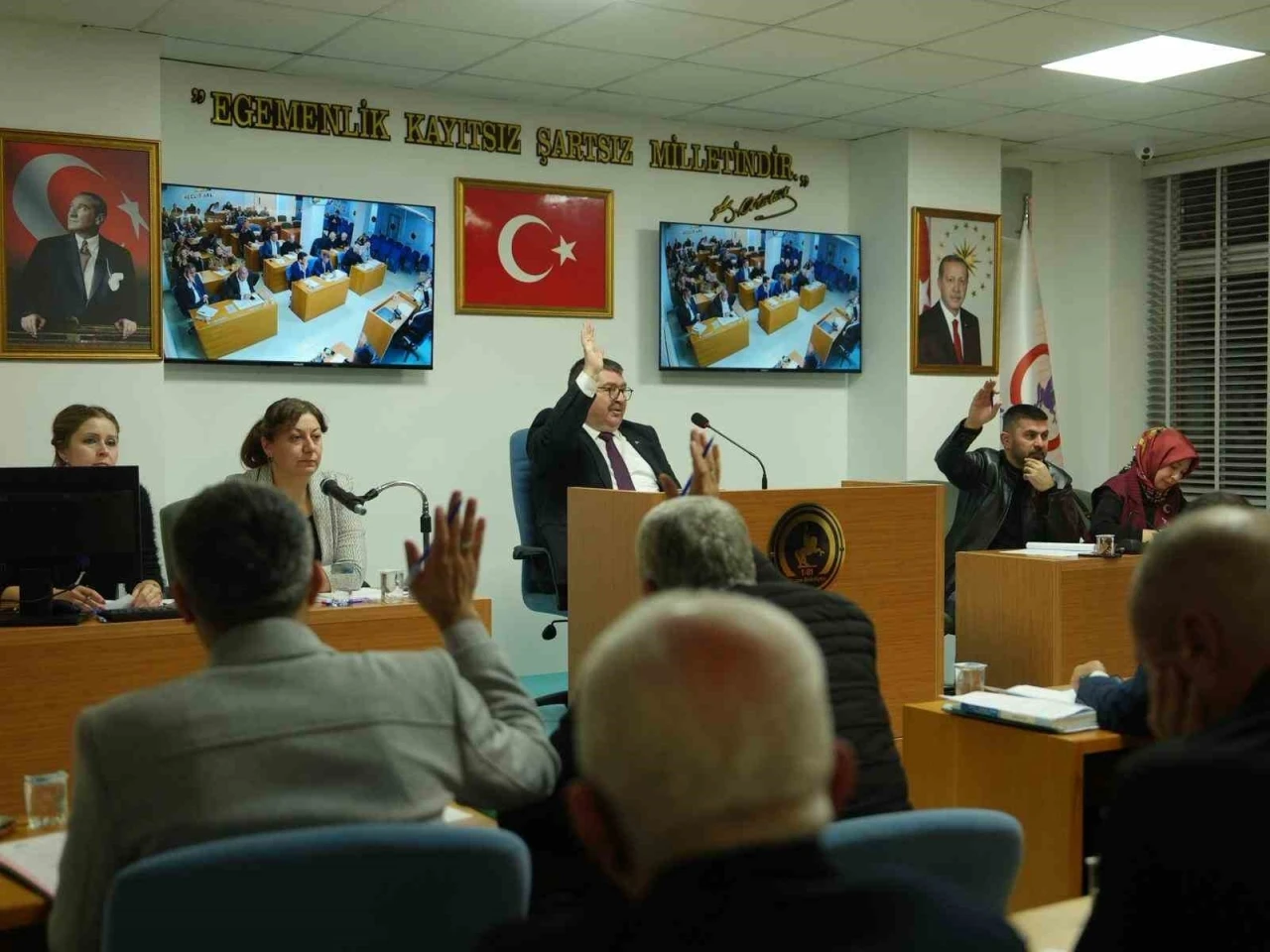 Düzce Belediye Meclisi 2025’in son toplantısını yaptı
