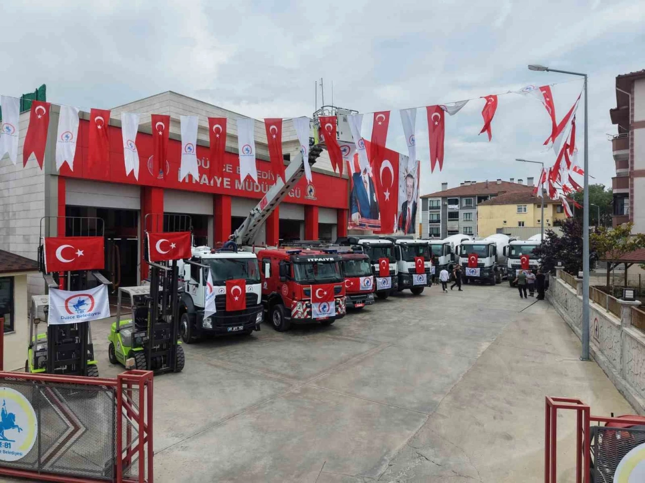 D&uuml;zce Belediyesi&rsquo;ne 12 ara&ccedil;lık takviye
