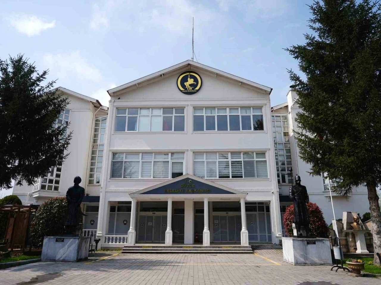 Düzce Belediyesinde kesme açma bedeli açıklaması
