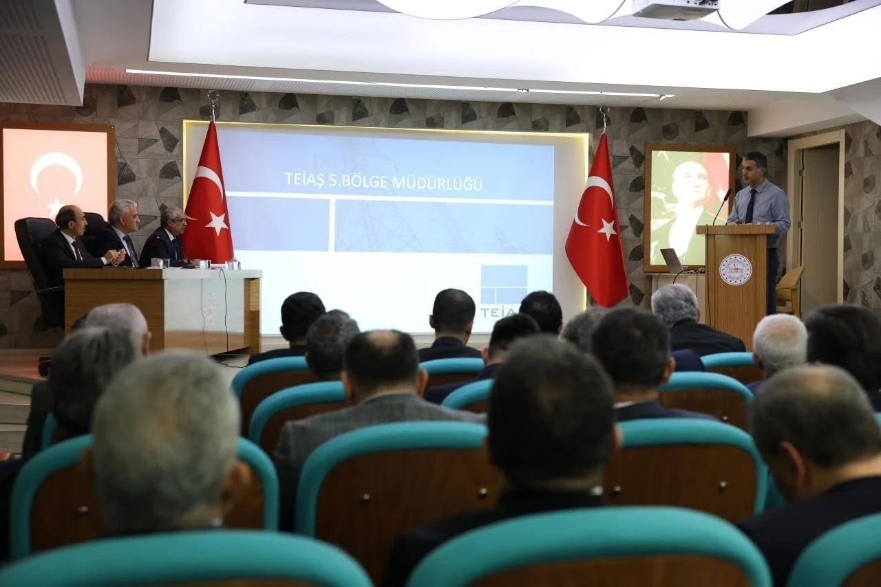 D&uuml;zce&rsquo;de 2 bin 470 konutun hak sahipleri kurayla belirlendi
